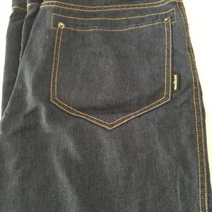 Patagonia. Super soft. Dark denim.